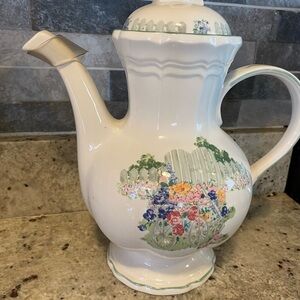 Vintage Mikasa Spring Collage Large Teapot New